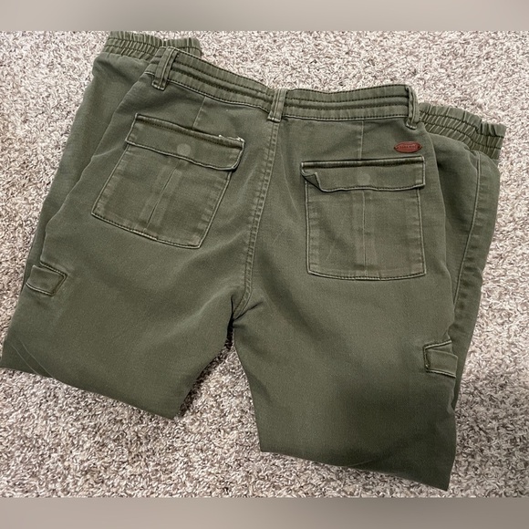 ❤️‍🔥LAST CHANCE PRICE❤️‍🔥 Zara Kids | Olive Green Cargo Jogger Pants - Picture 4 of 7